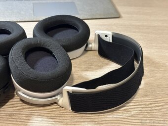 Steelseries Arctis Pro - 14