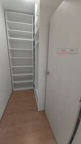 Nájem bytu 2kk + šatna, 56 m2, kompletně zařízen, balkon, vč - 14