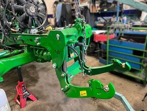 Přední tříbodový závěs METALPLAST pro traktory John deere. - 14