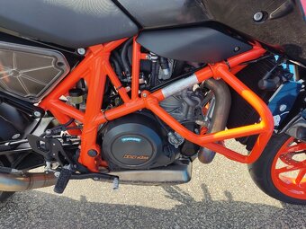 KTM 690 Duke R (2015) krasavec, doplňky, v TP 35kW, po servi - 14