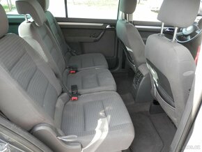 Volkswagen Touran 2.0 TDI - 14