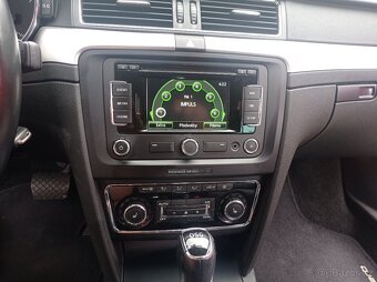 ŠKODA Superb 2 combi 2.0 TDI CR 103kW DSG NAVIGACE TOP STAV. - 14