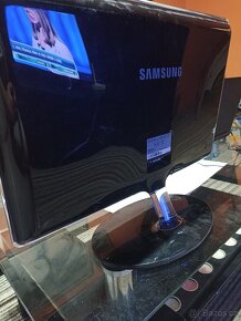 Monitor Samsung - 14