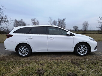 Toyota Auris Touring Sports 1.6 Valvematic 97 kW - 14