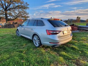 Škoda Superb 2.0 tdi, 140 kw, 4x4, Webasto - 14