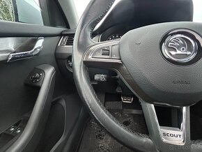 Prodám Škoda Octavia III scout DSG 4x4 NAVI 135 KW - 14