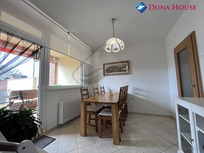 Prodej rodinného domu 280 m2, pozemek 365 m2 - 14