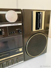 Radiomagnetofon/boombox Sankei TCR-210, rok 1985 - 14