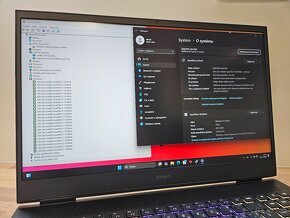 2K 240HZ 17,3"_OMEN BY HP 17_i7-13700HX_RTX 4060 8GB - 14