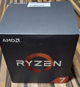 CPU AMD Ryzen 7 2700X + chladič Wraith Prism (RGB) - 14