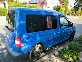 Obytná VW Caddy 1.9TDi  2010 77kW 1896 cm3 - 14