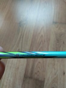Nová badmintonová raketa Yonex s obalem - 14