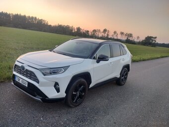 Toyota Rav4 Hybrid Selection Původ ČR - 14