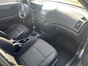 Prodám Hyundai I30CW, původní majitel - 14