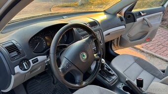 Škoda Octavia 2.0 FSI 110 KW - 14