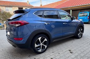 Hyundai Tucson 2,0 CRDi 4x4 136kW PREMIUM - 14