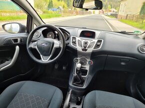 FORD Fiesta, 1.3 (60 kW), r.v. 2013, klima,parkovací senzory - 14