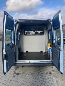 FORD TRANSIT 6MÍST L1H2 2.2TDCi 81kW,1maj ČR DPH,67 000km - 14