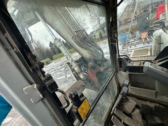 Takeuchi tb1140 bagr - 14