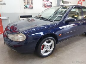 Ford Mondeo 2.5 V6 Ghia - 14