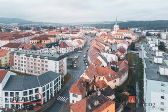 Prodej, domy/rodinný, 193 m2, Malé náměstí 106, Střed, 33701 - 14