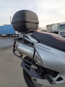 Suzuki XF 650 Freewind 35 kW - 14