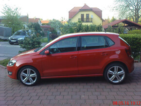 Volkswagen Polo Comfortline - 14