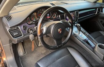 PORSCHE PANAMERA 970 4S - 14