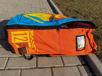 Kitesurfing Set F-One 9/12m + CF Bulldozer 143x43. Top Stav - 14