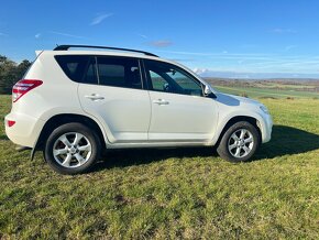 Toyota RAV 4, 2.2D - 14