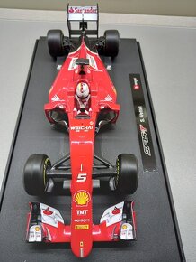 F1 FERRARI SF15 A 16KA  RAIKKONEN A VETTEL BURAGO 1:18 - 14