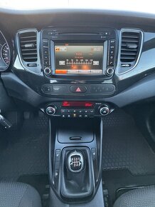 Kia Carens 1.7 CRDI ~ 7 míst - 14