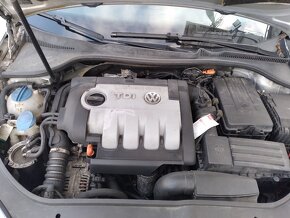 VOLKSWAGEN GOLF VARIANT 1.9 TDI 77kW COMFORTLINE - 14