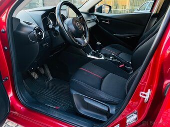 Mazda 2 1.5i 85KW BENZÍN 1MAJITEL LED VÝHŘEV FACELIFT - 14