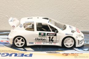 Soutěžní vozy Ford/Lancia/Peugeot (1:24) - 14