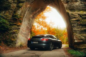 PORSCHE PANAMERA 4S 400HP V8 - 14