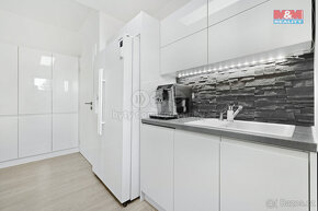 Prodej bytu 2+kk 73 m², Praha Modřany, ul. Pacholíkova - 14