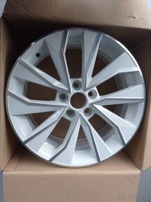 Fungl nové kusové al disky 16", 17", 18" originál Skoda - 14