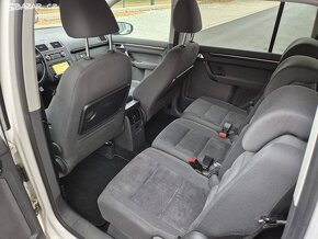 VW Touran 2.0TDI 103kW,7míst,tažné,kamera,navi,serviska - 14