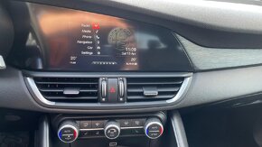 Alfa Romeo Giulia, 2,0Tbi / 147KW / AUTOMAT / DPH/ RV 2/2018 - 14