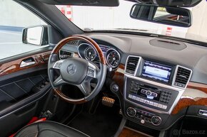 Mercedes-Benz GL 500 4MATIC - 14