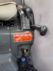 Japonský traktor KUBOTA GL 25 Diesel 3 válec, 25HP - 14