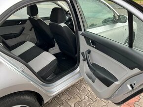 Škoda Rapid 1.2 TSi 63kw naj 119t serviska - 14