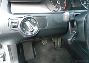 Volkswagen Passat 1,6 TDI 77 kW Serviska nafta - 14