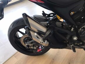 Ducati Monster 937 2022 - 14