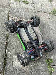 Traxxas E-revo VXL 1/16 a slash VXL 1/16 - 14