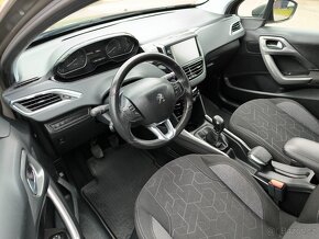 PEUGEOT 2008 1.2i 60kw, r.v. 2017, VÝBORNÝ STAV, 1. MAJITEL - 14