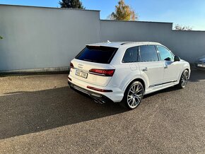 Audi SQ7 - 14