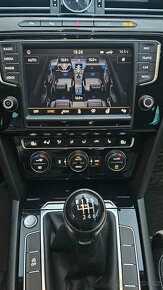 VW Passat B8 2.0TDI 110kW Highline Webasto Matrix LED - 14