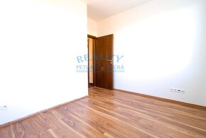 Pronájem bytu 2+kk, 40m2, Farkašova ul., Praha  - Kyje - 14